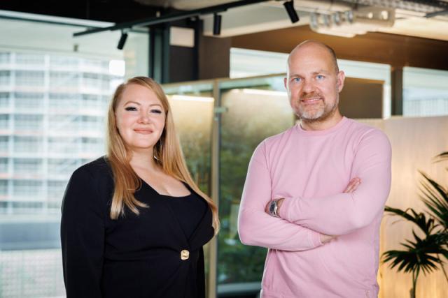 PAIR-Finance-Jennifer-Isabella-Schimanko-Stephan-Stricker-scaled_1.jpg