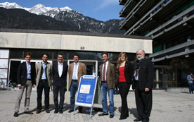 Gruppenbild mit Dame: Die Vortragenden des Flachdachseminars in Innsbruck. 
