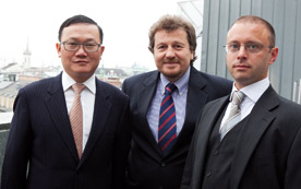 ZTE-Vice President He Shiyou, Intel-Manager Helmut Vogler und ZTE-Österreich-Boss Alexander Schuster setzen auf Zusammenarbeit und Expansion.